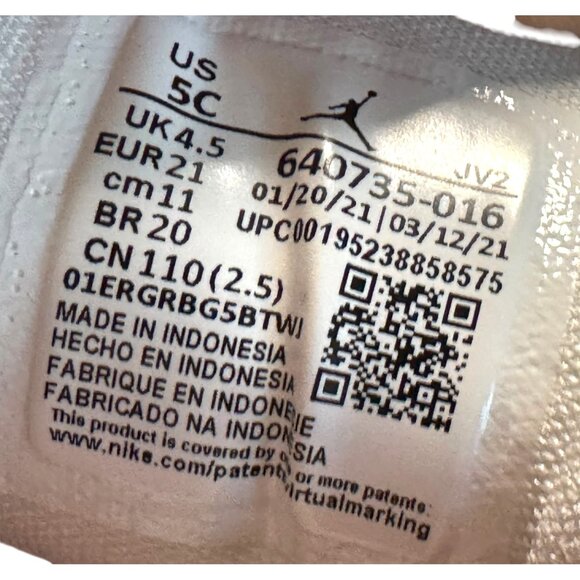 Nike Kids Air Jordan 1 Mid SE Sneakers Size 5 - Picture 8 of 8